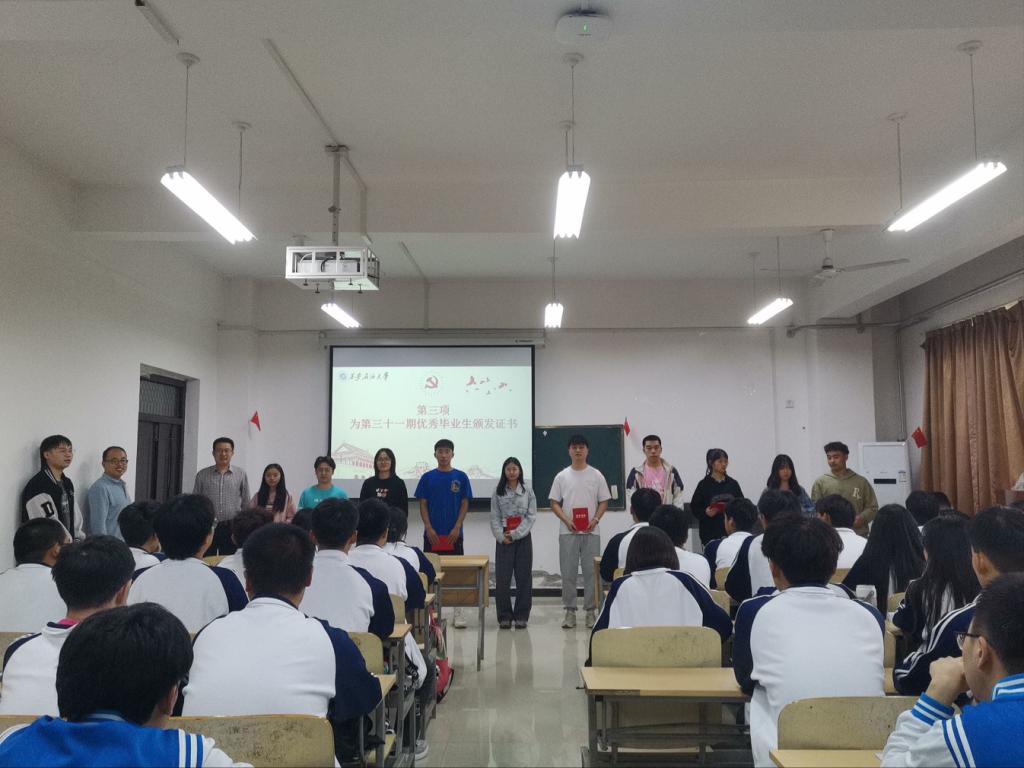 说明: 2023-05-11 22:18:07.385000 说明: 2023-05-11 22:18:07.385000